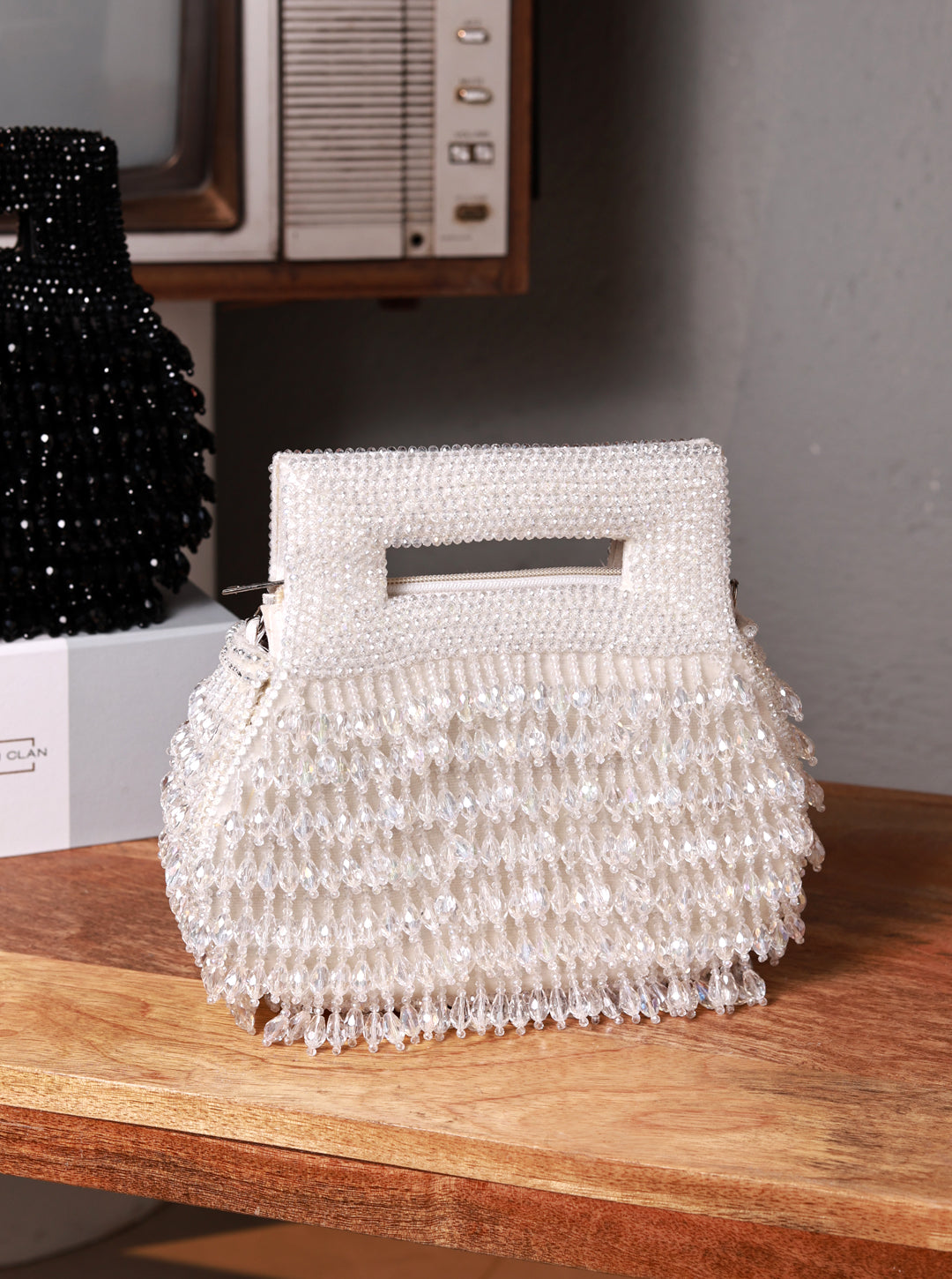 Pearly Dew rich WHITE Super Maximum ポーチ付 Elegant Box Bags for Parties & Weddings | THE TAN CLAN | Luxury