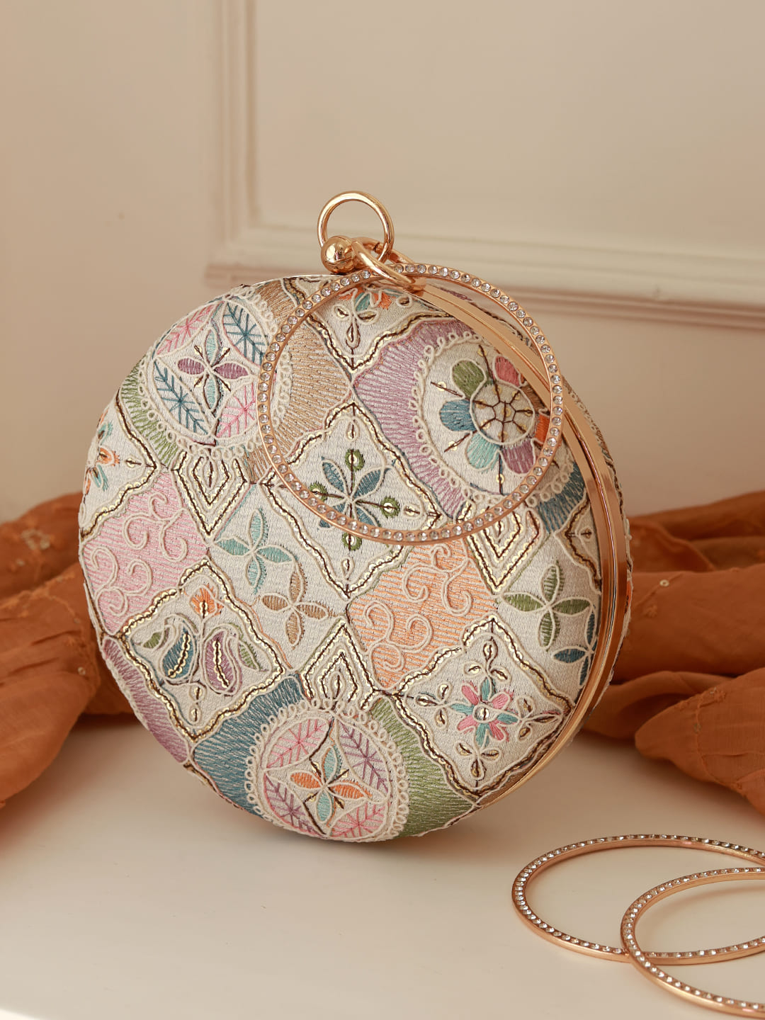 Mughal Round Clutch