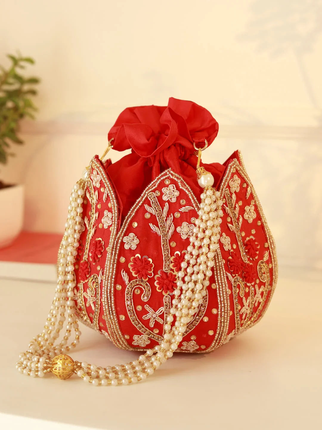 Baag Red Lotus Potli